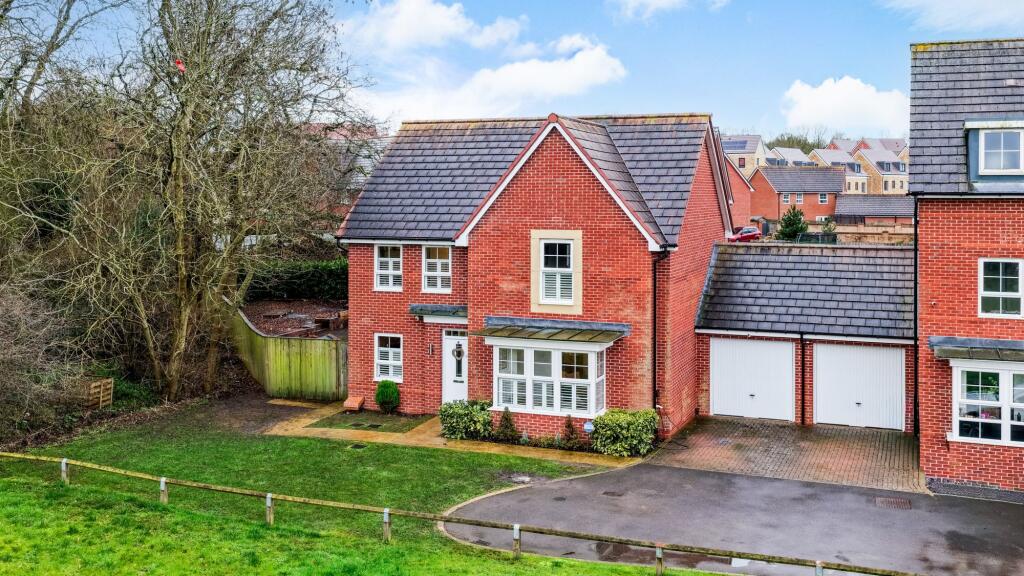 Main image of property: Burgundy Drive, Hemel Hempstead, HP2