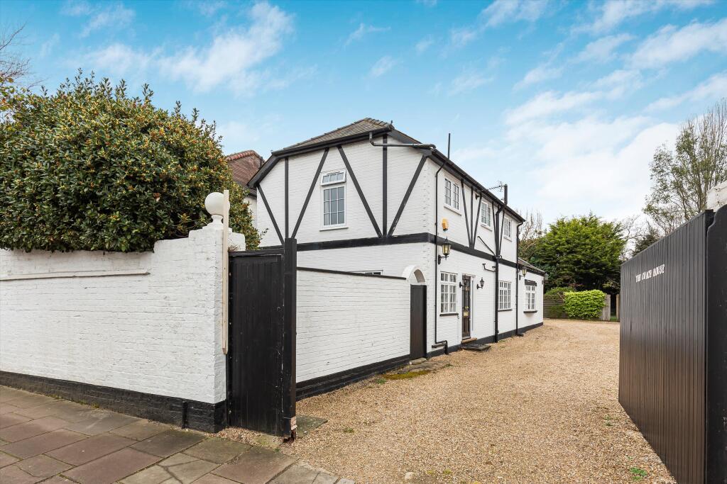 Main image of property: Popes Grove, Twickenham TW1