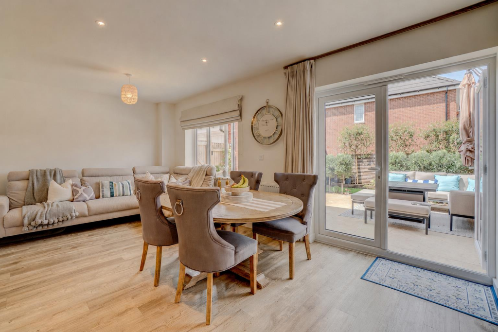 House in Rushcliffe, Keyworth Rise, Keyworth - View 4