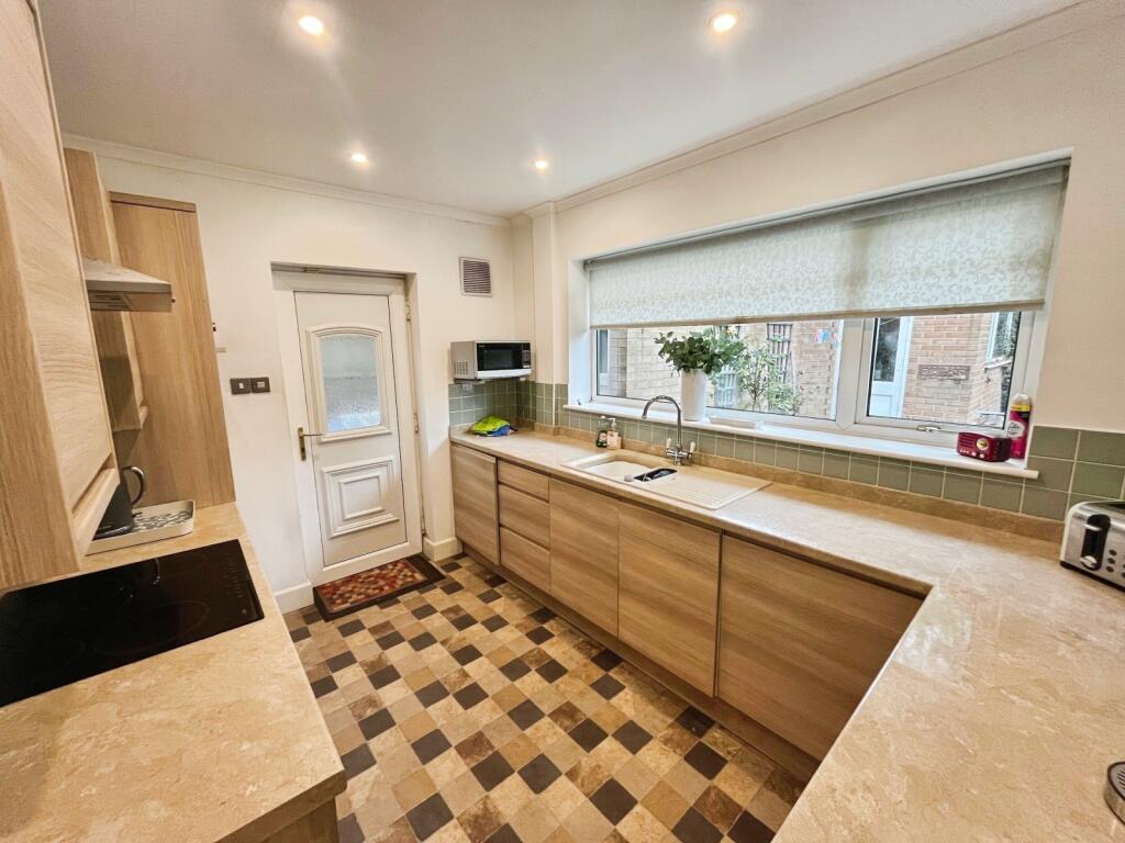 Frampton Avenue, Leicester, Leicestershire, LE3 photo 4