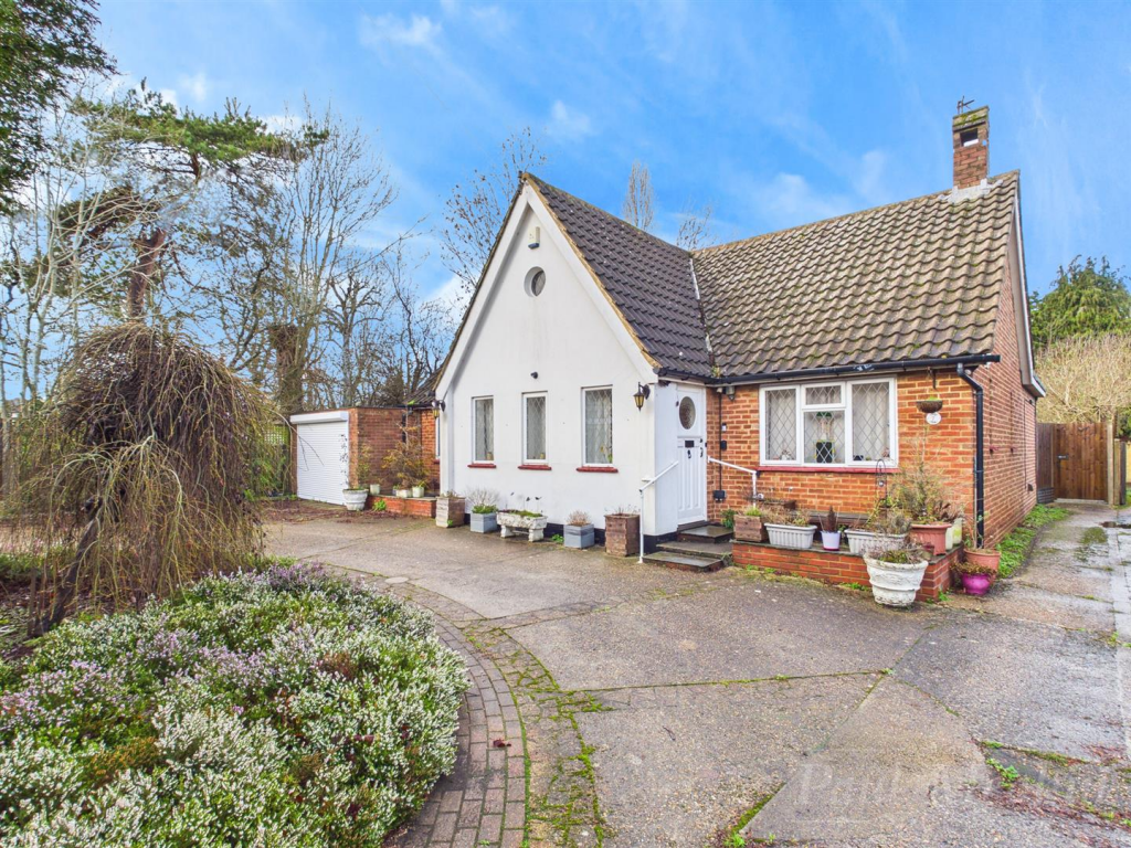 Main image of property: Kingswood Lane, Warlingham