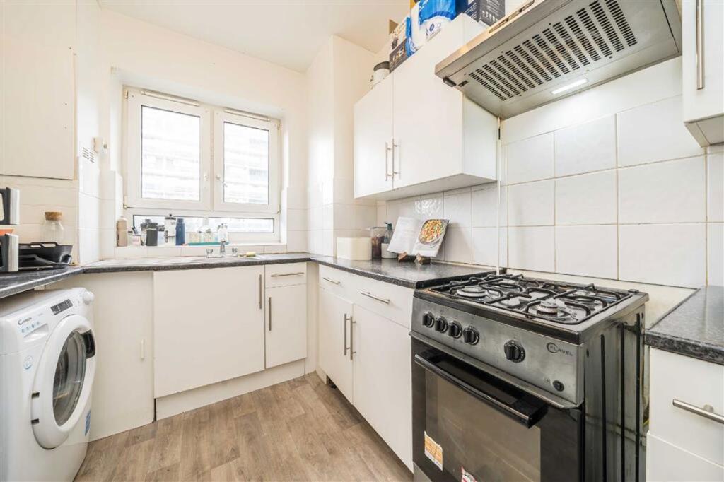Apartment in London - View 4