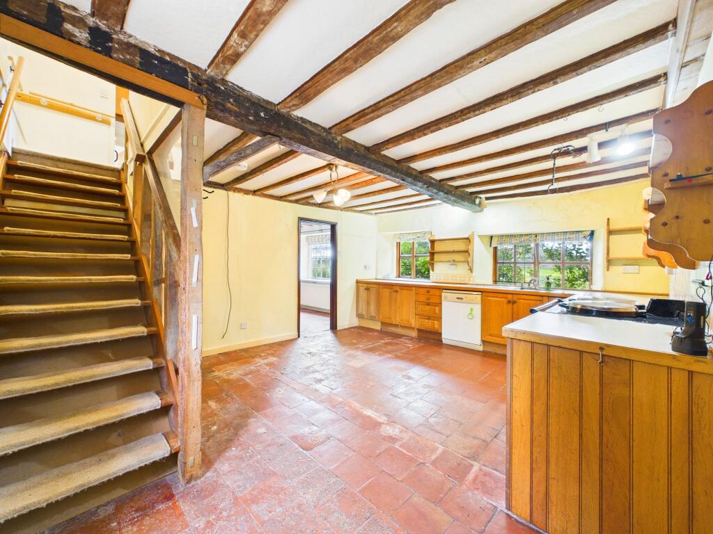 House in Weston under Penyard, Bollitree Castle - View 3