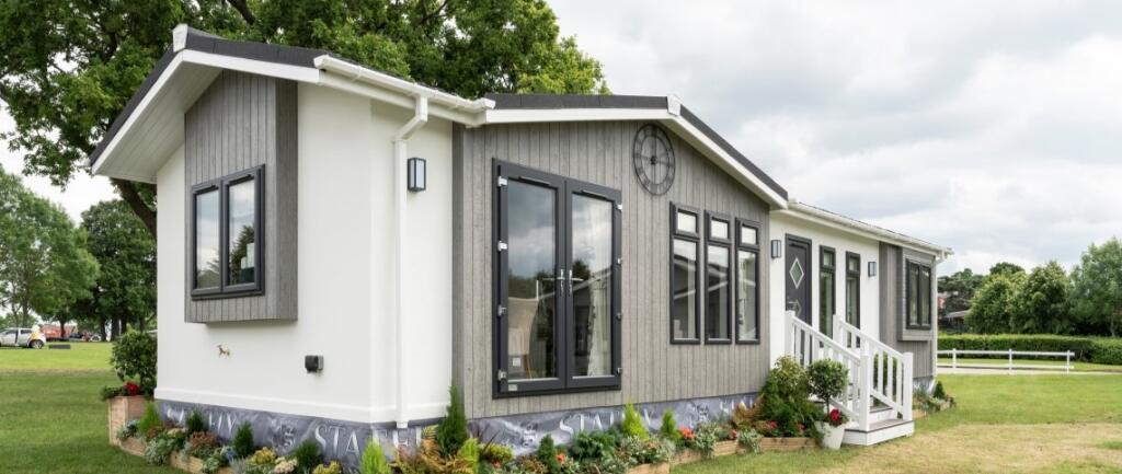 Main image of property: Sandleford Lodge Park, Thatcham, RG19