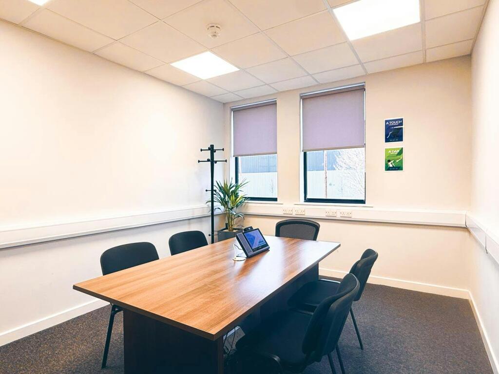 Farrow House_office to let_altrincham-06.jpg