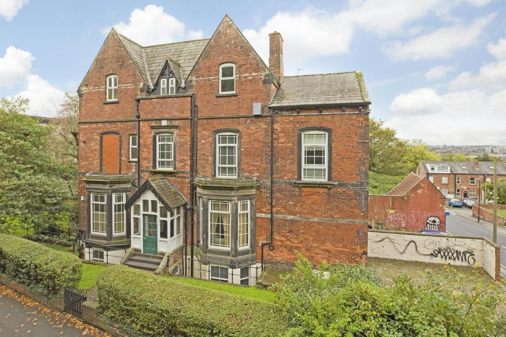 Main image of property: 2 Moorland Road, Hyde Park, Leeds, LS6 1AL