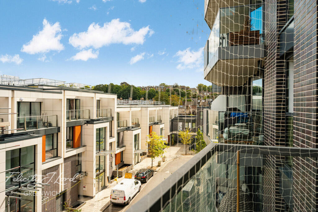 Apartment in London - View 4