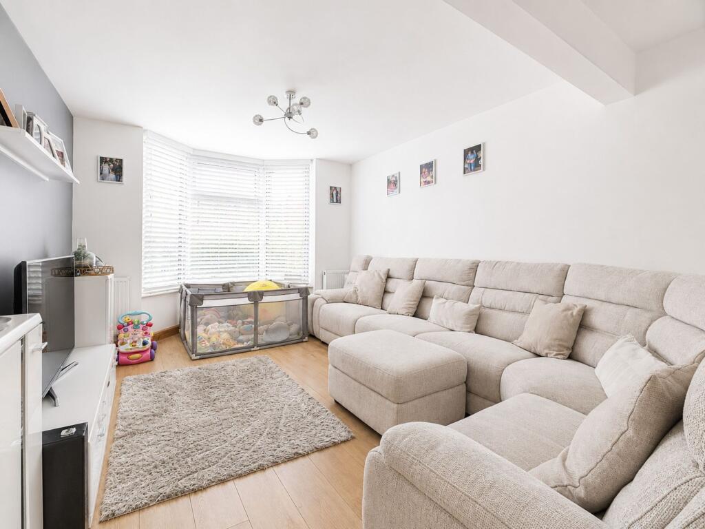House in Swindon, Gorse Hill, Ferndale - View 5