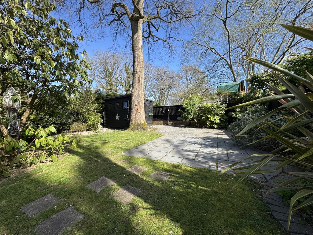 Additional image 27 of The Drive, Welwyn, Hertfordshire, AL6