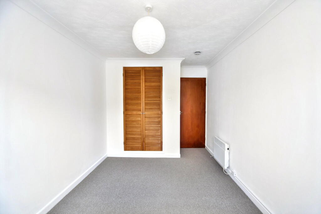Apartment in Truro - View 4