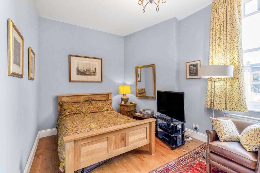 South Mansions, Gondar Gardens, West Hampstead, London, NW6 photo 4
