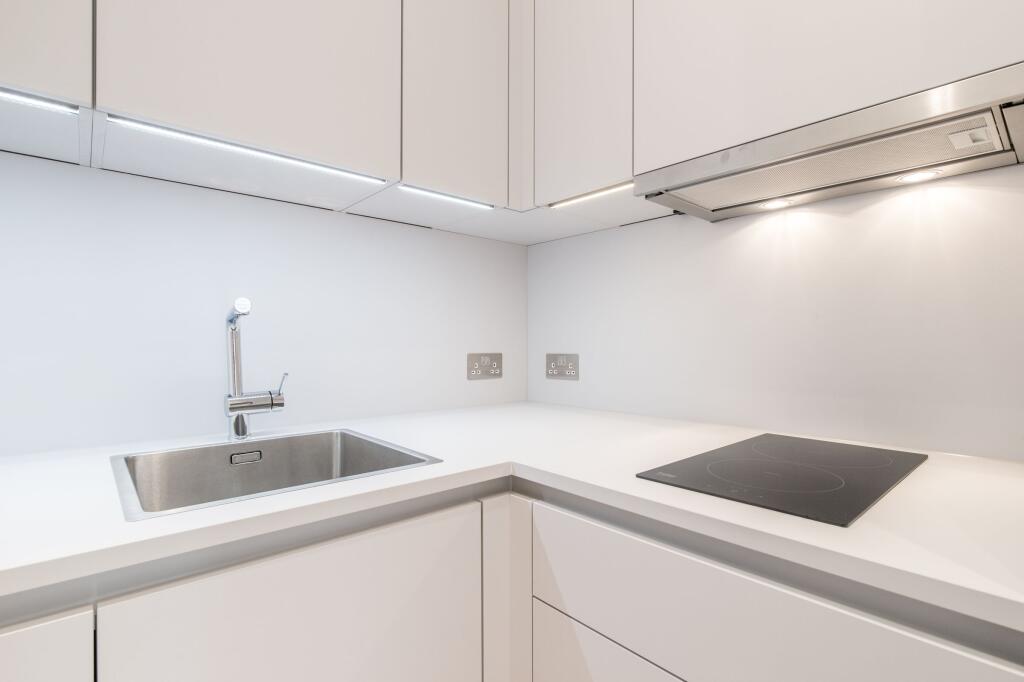 Ground floor studio flat for rent