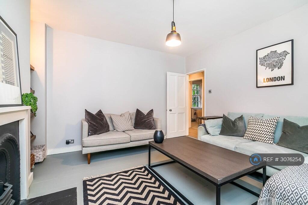 Apartment in London, Whitechapel - View 5
