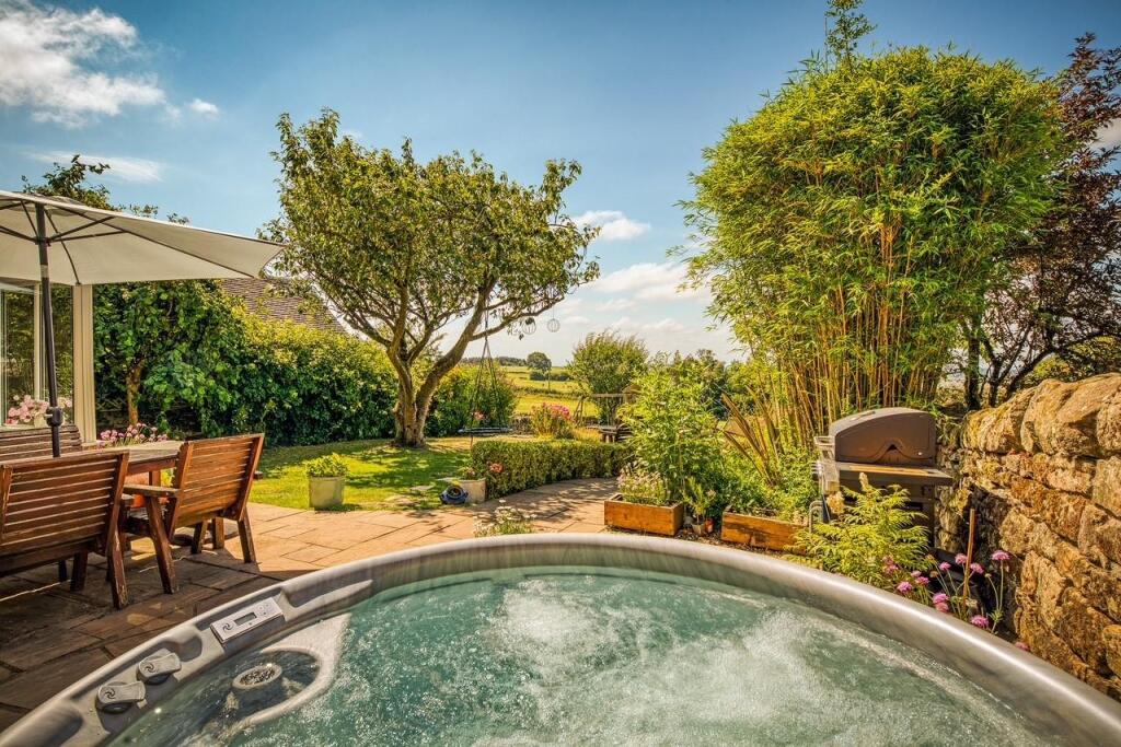 House in Amber Valley, Spout - View 4