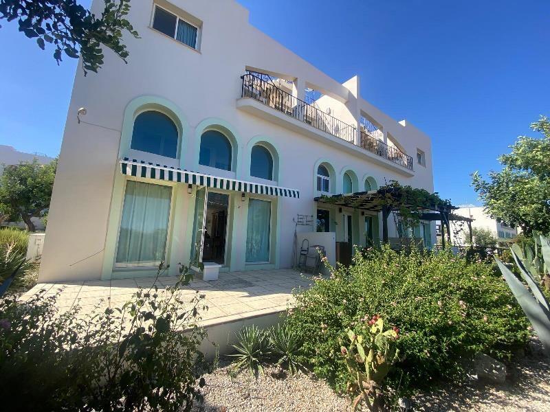 Main image of property: Bahçeli, Girne