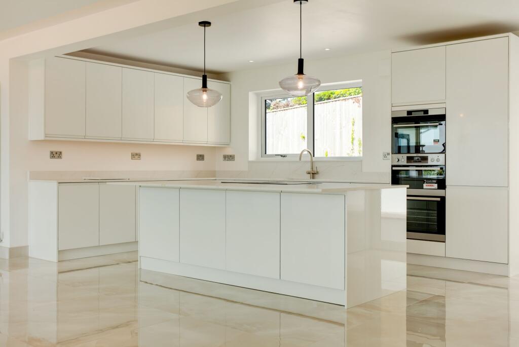 House in Torquay - View 5