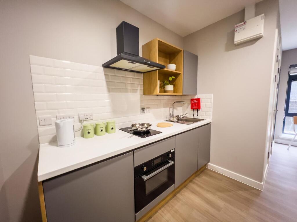 Apartment in Edinburgh - View 4