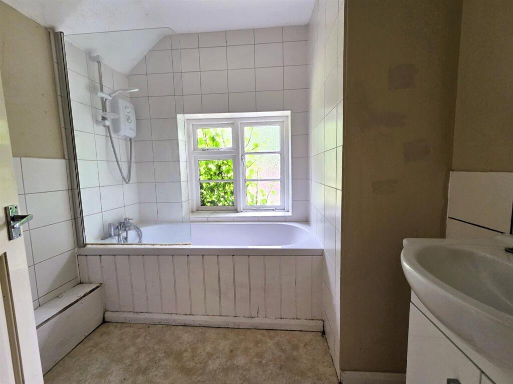 House in Bath - More