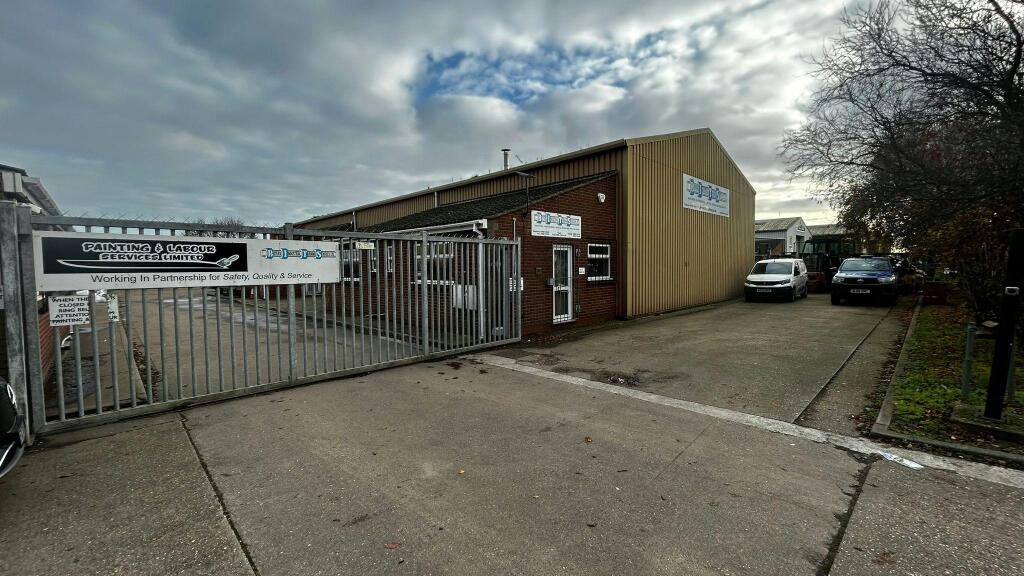 Main image of property: Unit 2 Prince Charles Drive, Immingham, Unit 2 Prince Charles Drive, Immingham, DN40 1QP