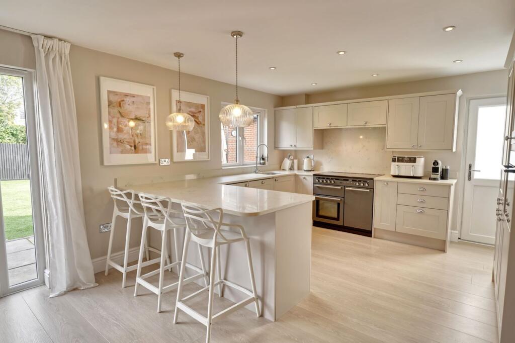 House in Chelmsford - View 2