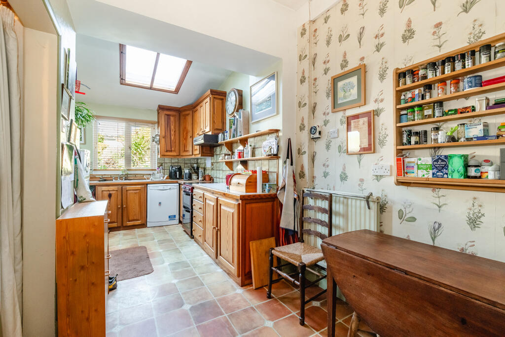 House in Bradford - View 4