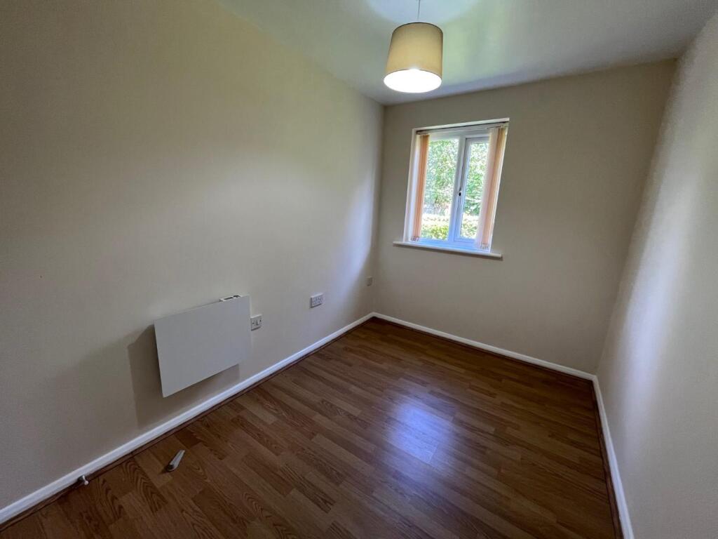 Apartment in Birmingham, West Midlands - More