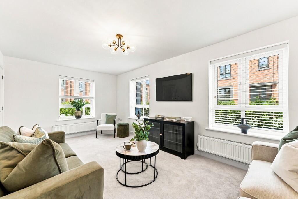 House in Rochdale, Greater Manchester - View 5