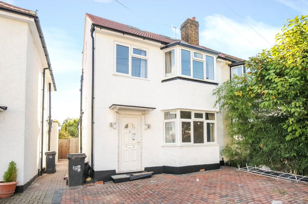 Main image of property: Cambridge Road, New Malden, KT3