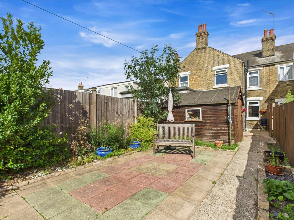 California Road, Mistley, Manningtree, Essex, CO11 photo 3