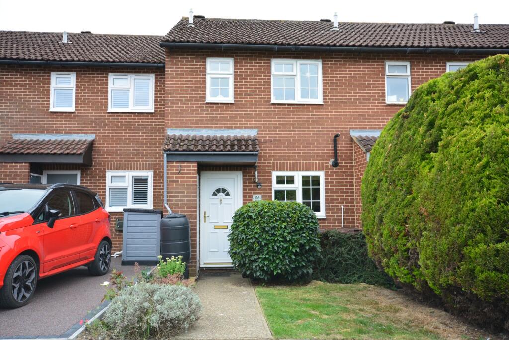 2-bed terraced on Manorfield, Ashford, TN23, £250,000