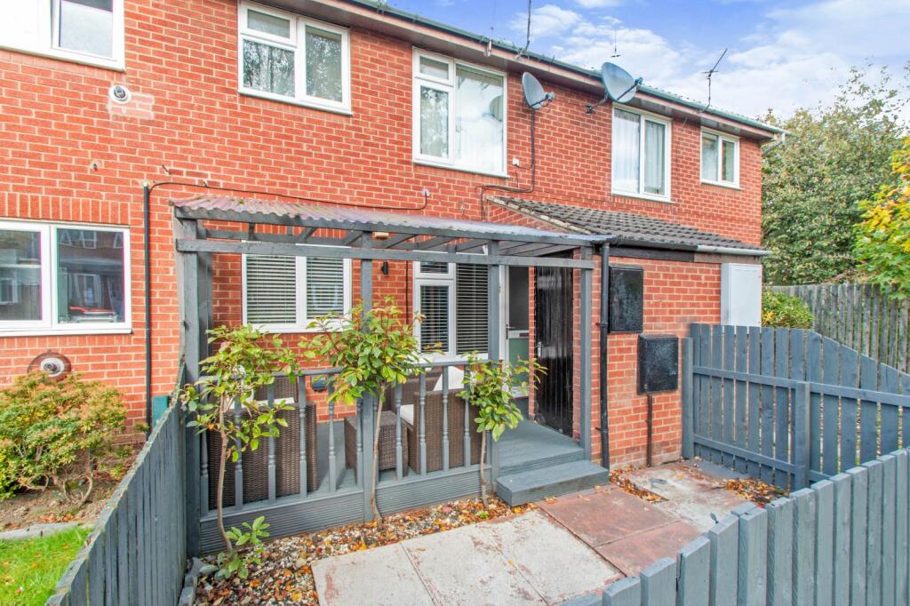 Main image of property: Elmton Close, Leeds, West Yorkshire, LS10