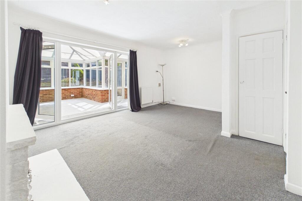 House in Greenham - View 3
