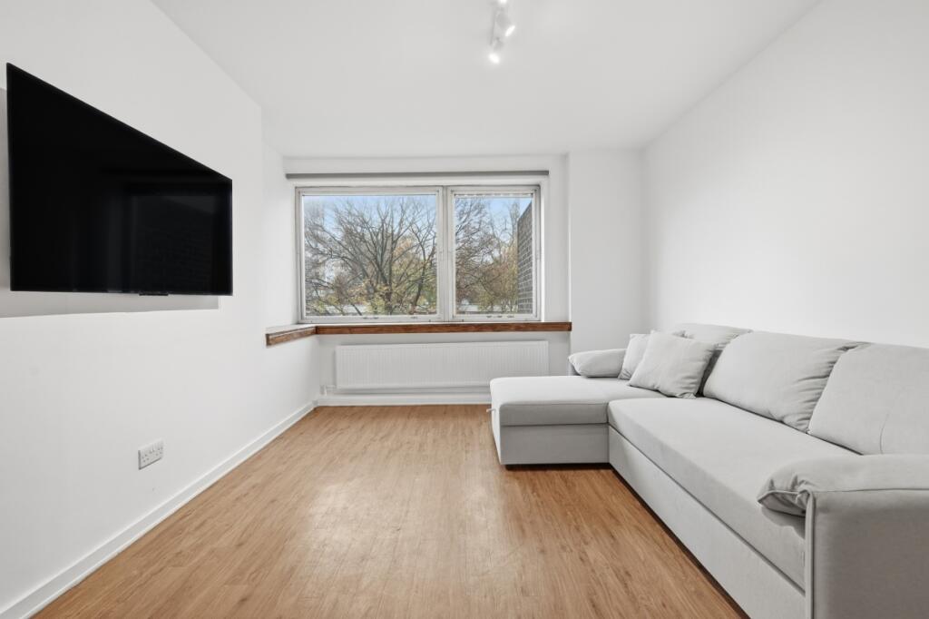 Main image of property: Kendal Street Hyde Park W2