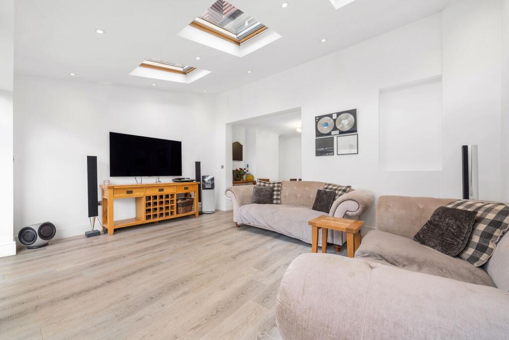 House in London - More