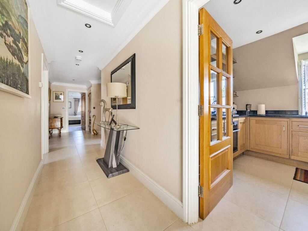 Additional image 3 of 'The Courtyard' Cucumber Lane, Essendon, AL9