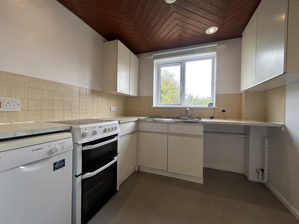Apartment in Salisbury - View 5
