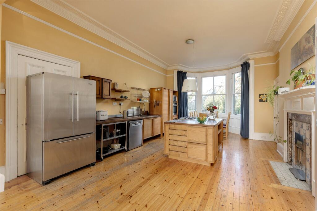 House in Edinburgh - View 4