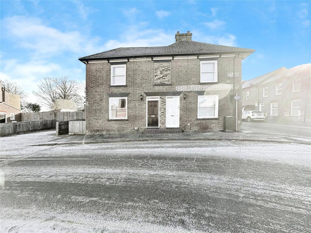Main image of property: Regent Street, Dunstable, Bedfordshire, LU6