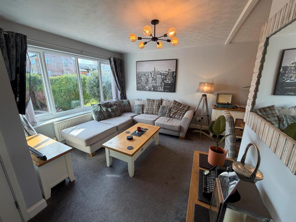 Bryn Drive, Coedpoeth, Wrexham photo 4