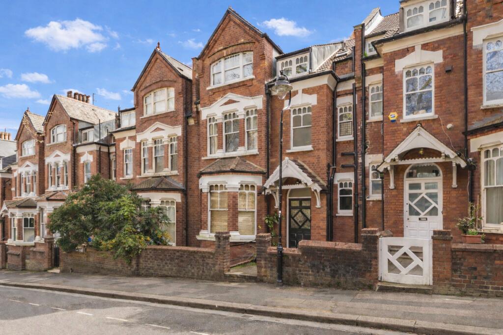Main image of property: Jacksons Lane, Highgate, London, N6