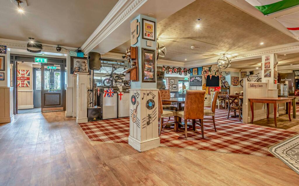 8681494-interior27-800.jpg