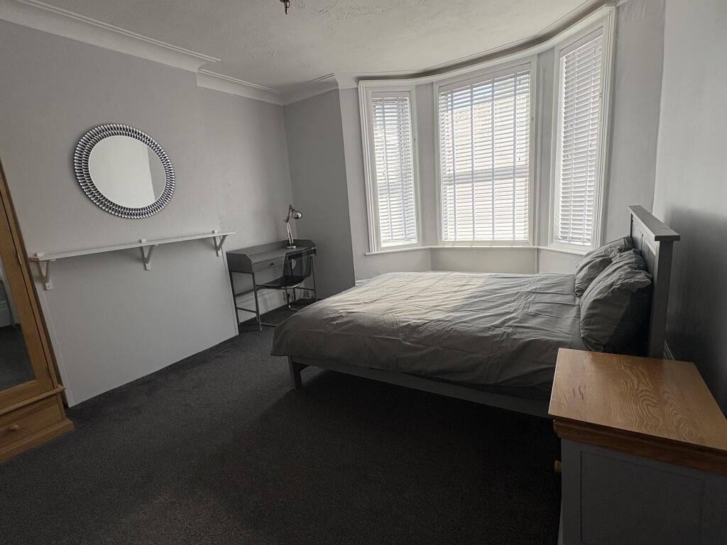 House in Eastbourne, East Sussex - View 2