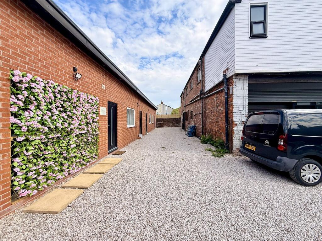 Main image of property: 9 Aughton Road, Birkdale, PR8