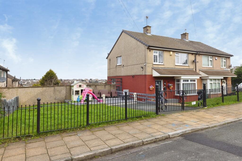 Main image of property: Horsham Road, Bradford