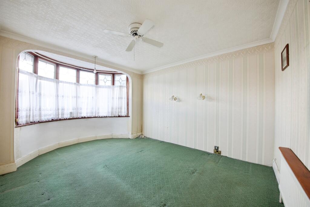 House in Ilford - More