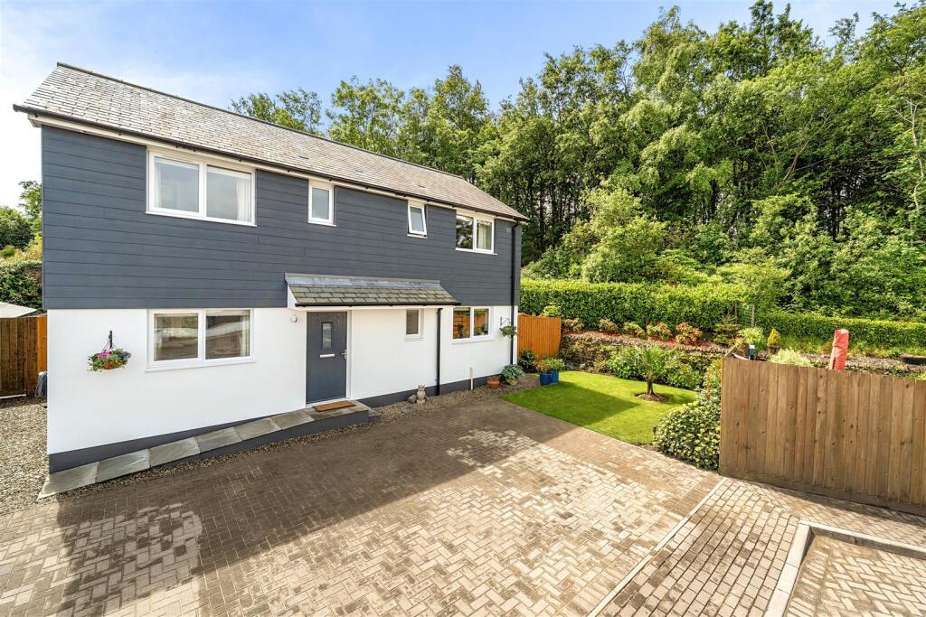 7, Rosevear Meadows, Bugle, St. Austell photo 2