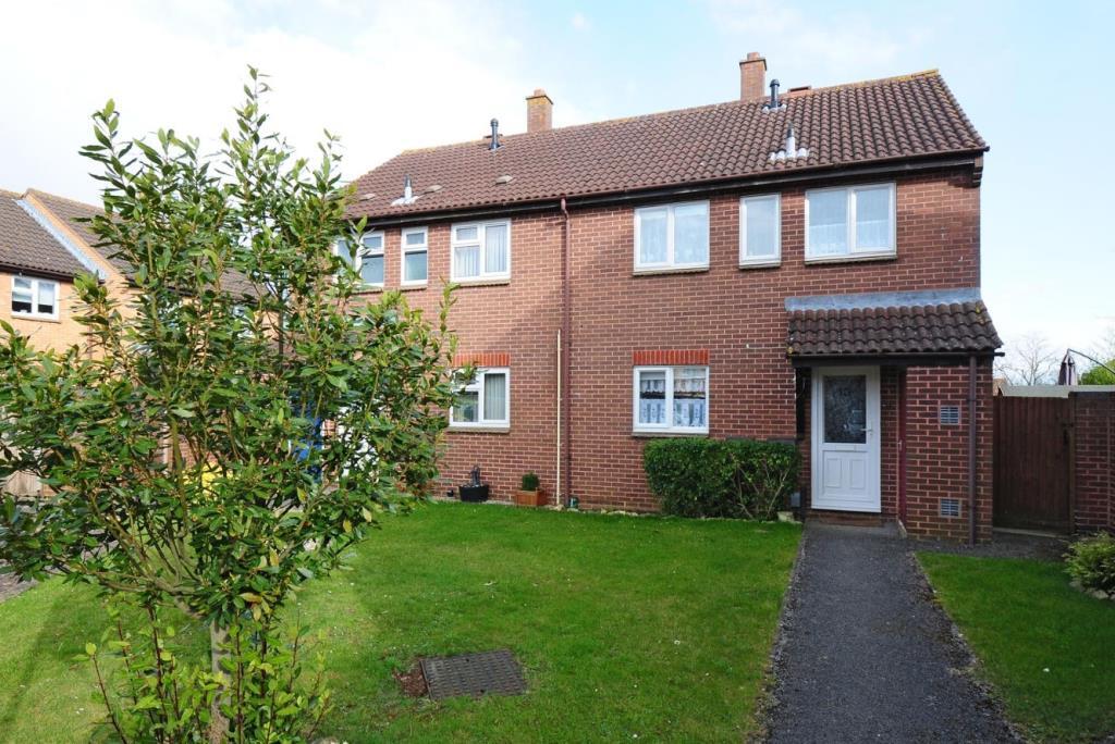 Main image of property: Rochford Gardens,  Bicester, Oxfordshire, OX26