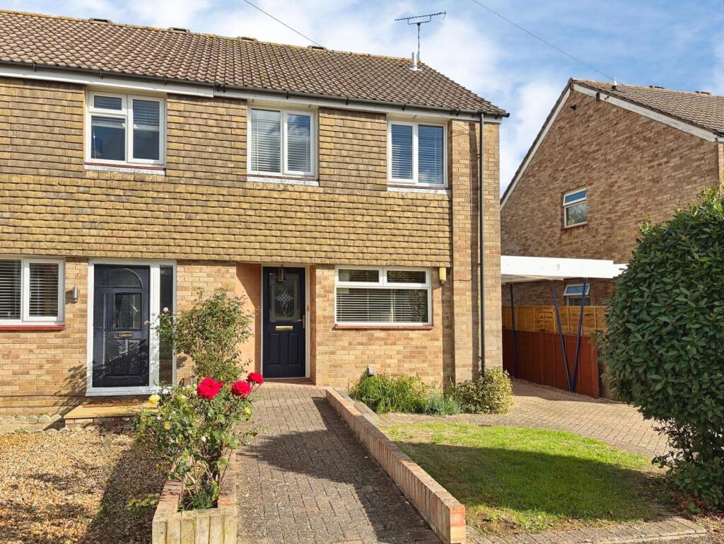Main image of property: Prestwood Road, Hedge End, Southampton
