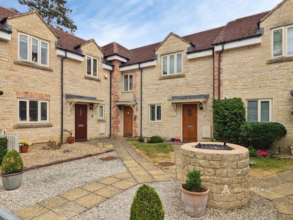 Main image of property: Garth Court, Bicester, Oxfordshire, OX26