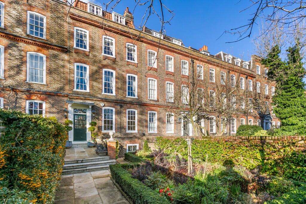 Main image of property: Clapham Common North Side, London, SW4